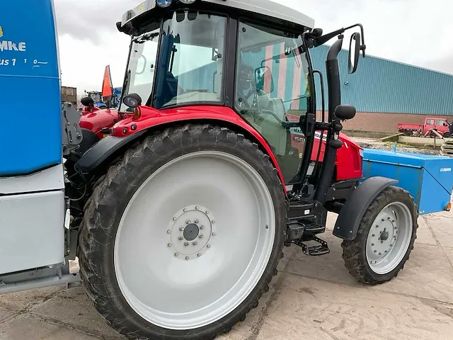 2018 massey ferguson 5609 dyna-4 tweewielaangedreven landbouwtractor (c-a) - afbeelding 31 van  34