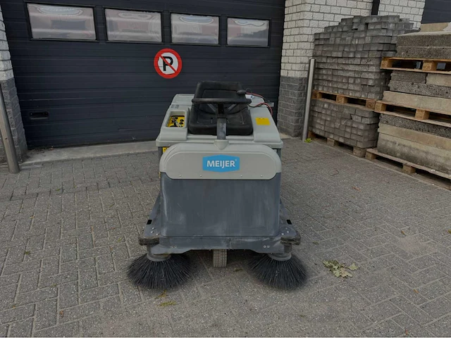 2018 meijer vr 950 zelfrijdende veegmachine - afbeelding 7 van  13