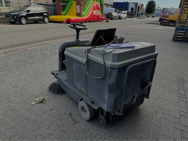2018 meijer vr 950 zelfrijdende veegmachine - afbeelding 9 van  13
