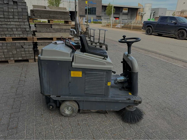 2018 meijer vr 950 zelfrijdende veegmachine - afbeelding 12 van  13