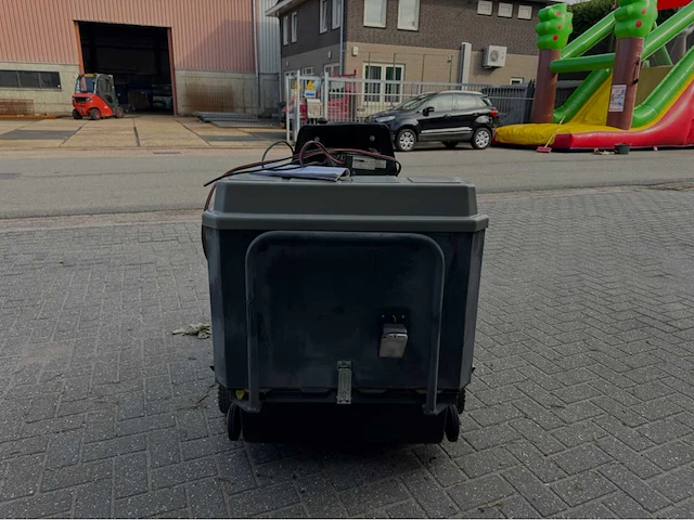 2018 meijer vr 950 zelfrijdende veegmachine - afbeelding 10 van  13
