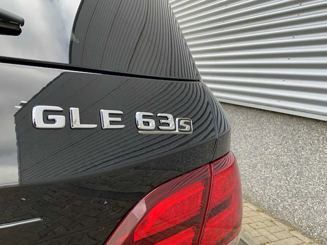 2018 mercedes amg 63 s gle-klasse personenauto - afbeelding 26 van  63