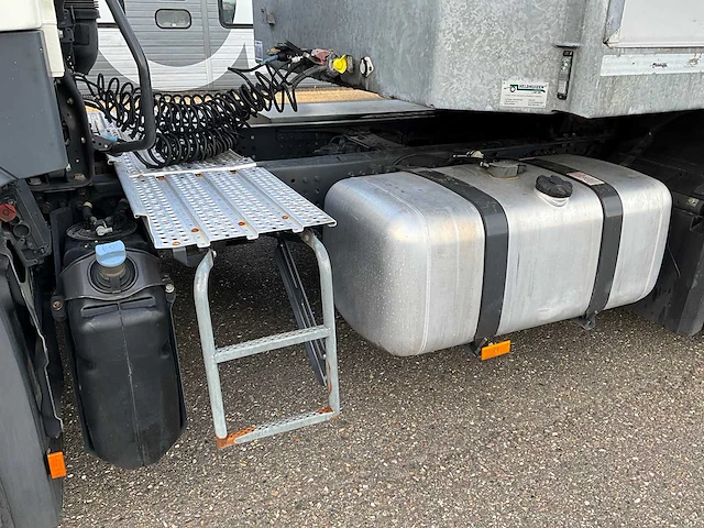 2018 mercedes-benz actros 1836 euro6 vrachtwagen met veldhuizen oplegger - afbeelding 4 van  42