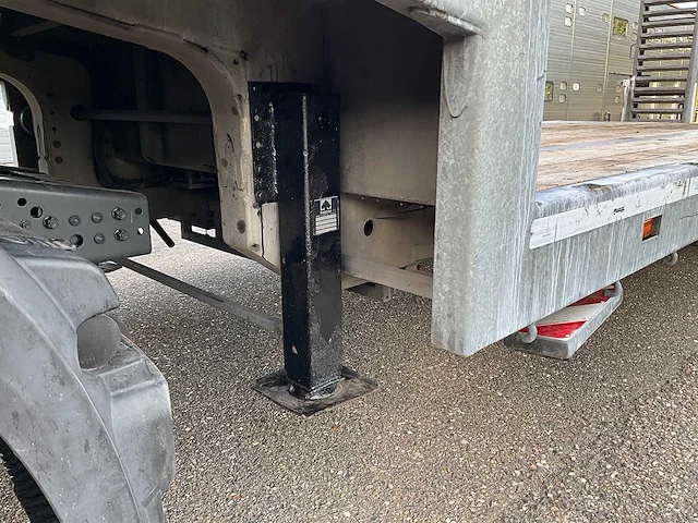 2018 mercedes-benz actros 1836 euro6 vrachtwagen met veldhuizen oplegger - afbeelding 29 van  42