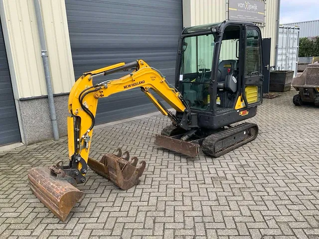 2018 new holland e18c minigraafmachine - afbeelding 1 van  20