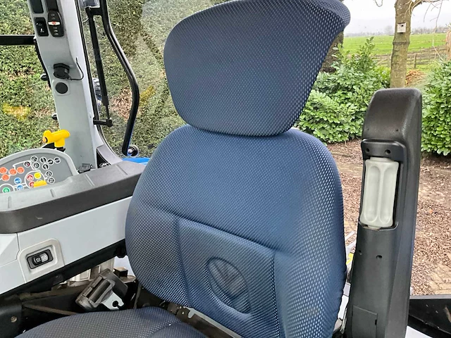 2018 new holland t6.175 vierwielaangedreven landbouwtractor - afbeelding 5 van  45
