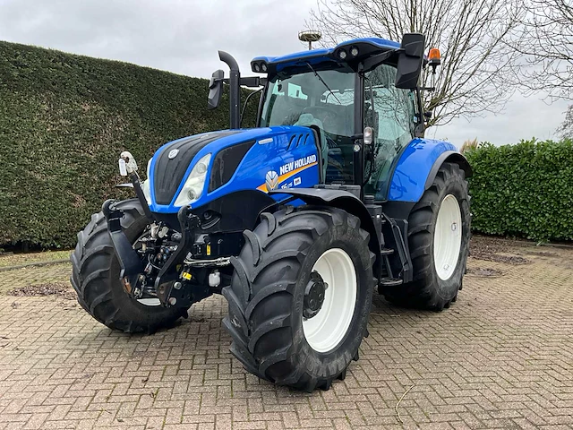 2018 new holland t6.175 vierwielaangedreven landbouwtractor - afbeelding 1 van  45