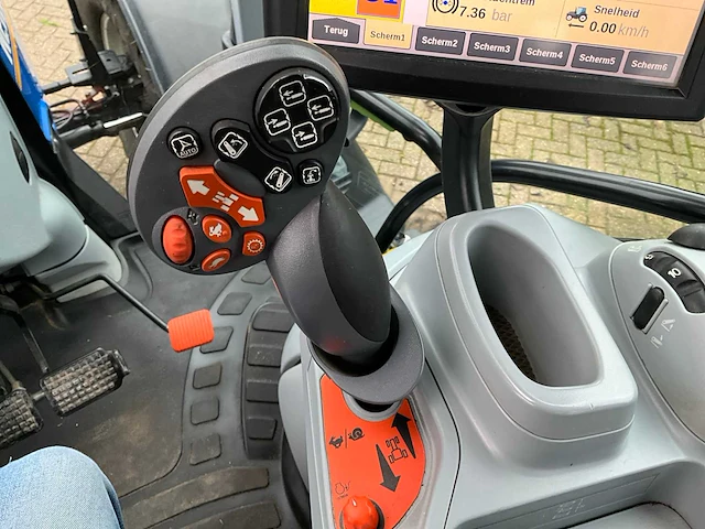 2018 new holland t6.175 vierwielaangedreven landbouwtractor - afbeelding 14 van  45