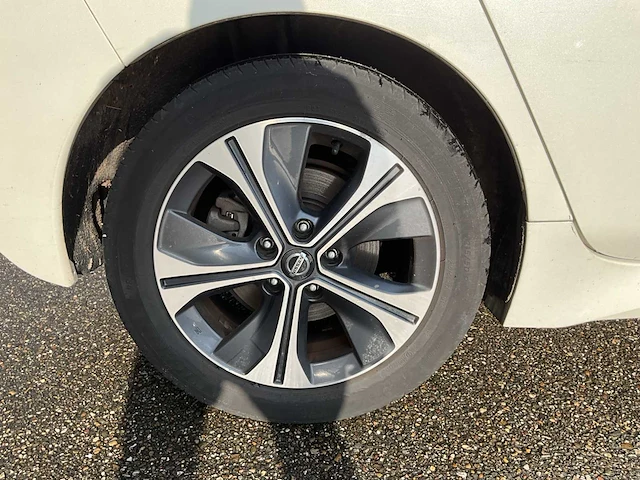2018 nissan leaf personenauto - afbeelding 3 van  37