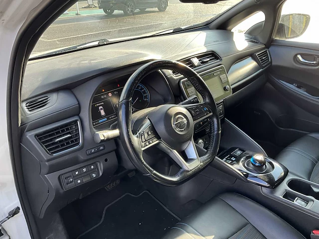 2018 nissan leaf personenauto - afbeelding 8 van  37