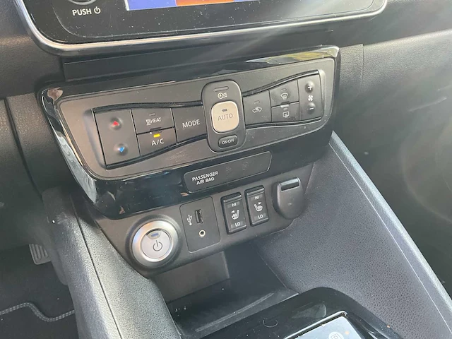 2018 nissan leaf personenauto - afbeelding 11 van  37