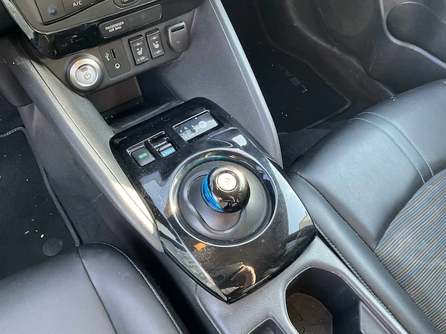2018 nissan leaf personenauto - afbeelding 13 van  37