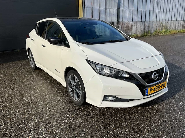 2018 nissan leaf personenauto - afbeelding 23 van  37