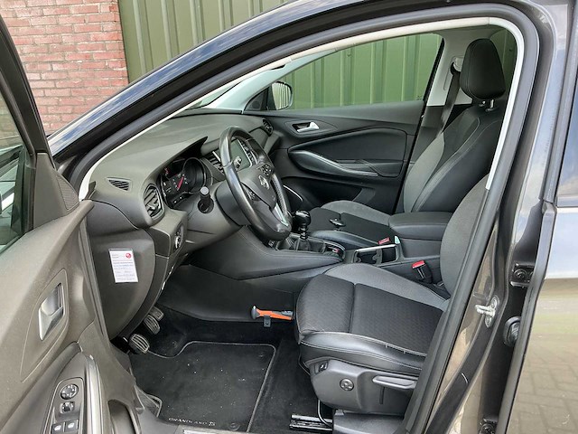 2018 opel grandland x 1.2 turbo bns exec. personenauto - afbeelding 18 van  33