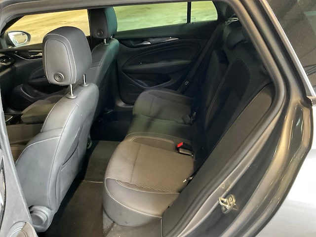 2018 opel insignia sports tourer 2.0 cdti business executive - afbeelding 25 van  37