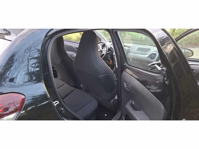 2018 peugeot 108 personenauto st-341-r - afbeelding 7 van  18