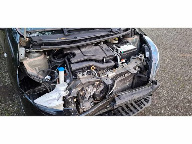 2018 peugeot 108 personenauto st-341-r - afbeelding 17 van  18