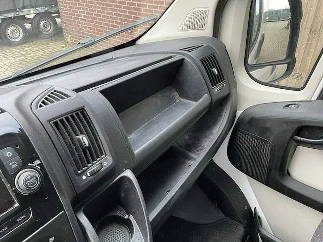 2018 peugeot boxer 330 2.0 blue hdi l2h1 premium - afbeelding 11 van  23