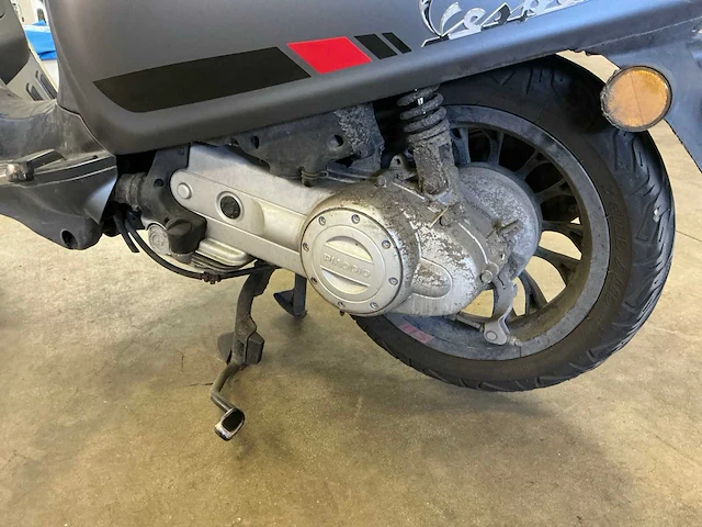 2018 piaggio snorscooter sprint - afbeelding 25 van  28