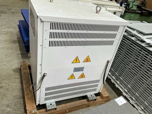2018 schneider electric imprego transformator 201,6 kva singlephase - afbeelding 4 van  6