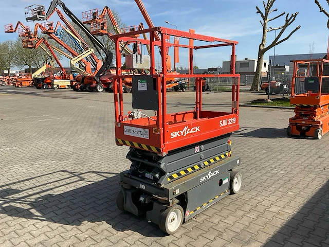 2018 skyjack sj iii 3219 hoogwerker - afbeelding 14 van  18