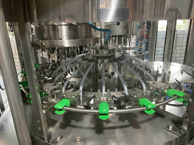 2018 sozhou yaoshi 7gf18/18/6 automatische co2 afvulmachine pet-flessen - afbeelding 3 van  24