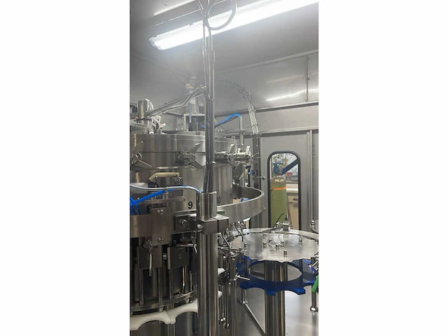 2018 sozhou yaoshi 7gf18/18/6 automatische co2 afvulmachine pet-flessen - afbeelding 13 van  24