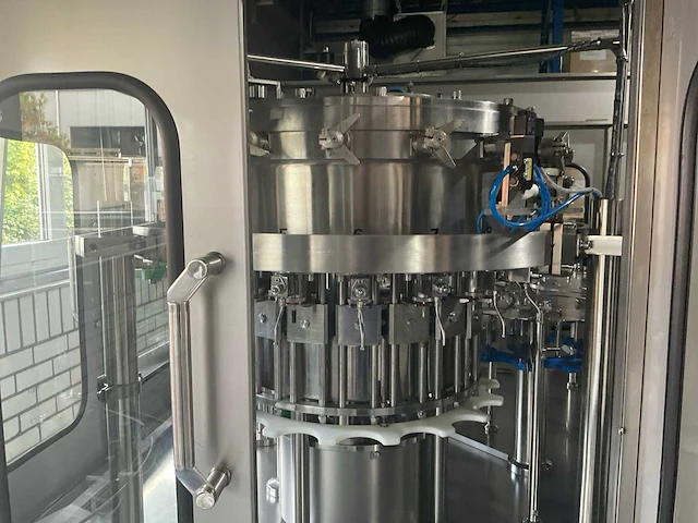2018 sozhou yaoshi 7gf18/18/6 automatische co2 afvulmachine pet-flessen - afbeelding 20 van  24