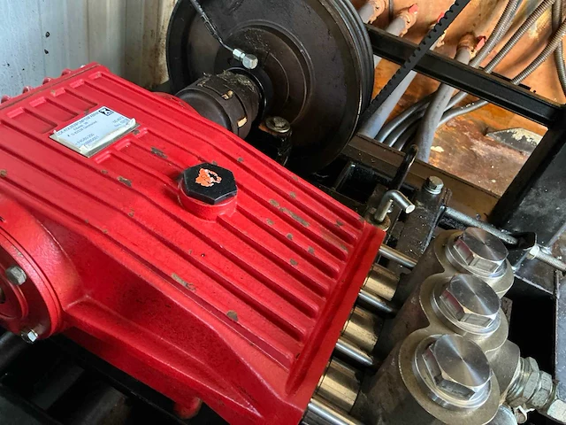 2018 speck p45/60-250 geïsoleerde spuitcontainer - afbeelding 38 van  69