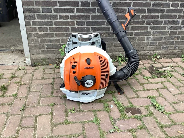 2018 stihl br600 bladblazer - afbeelding 2 van  4