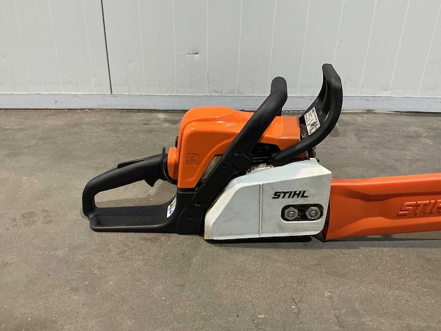2018 stihl ms 180/c kettingzaag - afbeelding 6 van  7