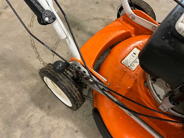 2018 stihl rm 4 rv / husqvarna grasmaaier (2x) - afbeelding 5 van  32