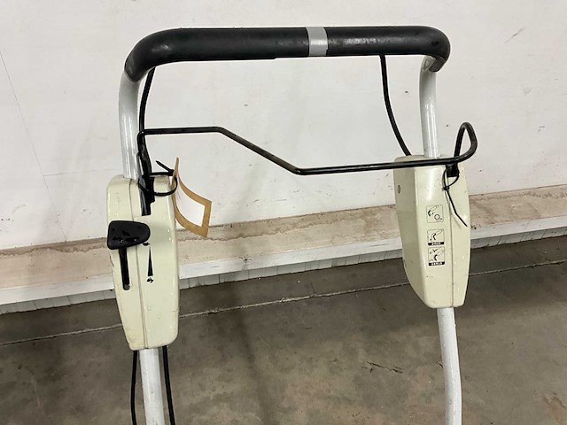 2018 stihl rm 4 rv / husqvarna grasmaaier (2x) - afbeelding 6 van  32