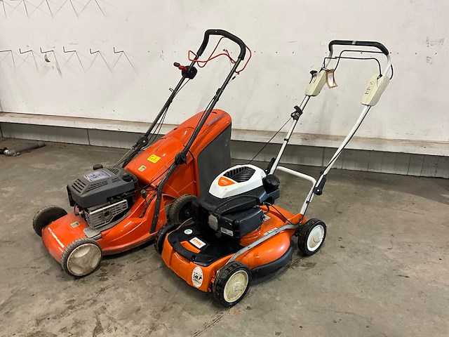 2018 stihl rm 4 rv / husqvarna grasmaaier (2x) - afbeelding 1 van  32