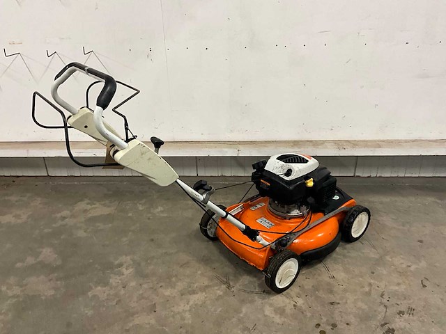 2018 stihl rm 4 rv / husqvarna grasmaaier (2x) - afbeelding 29 van  32