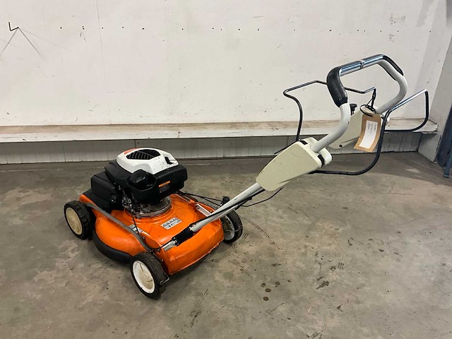 2018 stihl rm 4 rv / husqvarna grasmaaier (2x) - afbeelding 31 van  32