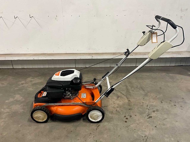 2018 stihl rm 4 rv / husqvarna grasmaaier (2x) - afbeelding 32 van  32