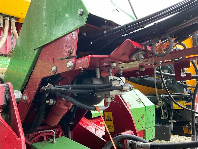 2018 strautmann giga vitesse cfs 4002 do opraapwagen - afbeelding 11 van  25