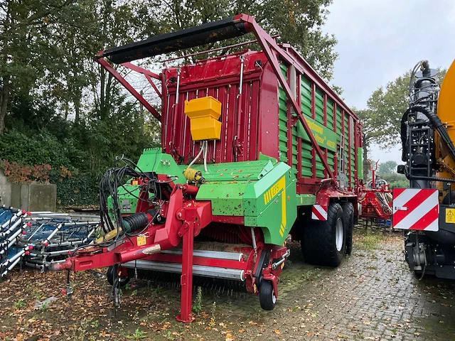 2018 strautmann giga vitesse cfs 4002 do opraapwagen - afbeelding 1 van  25