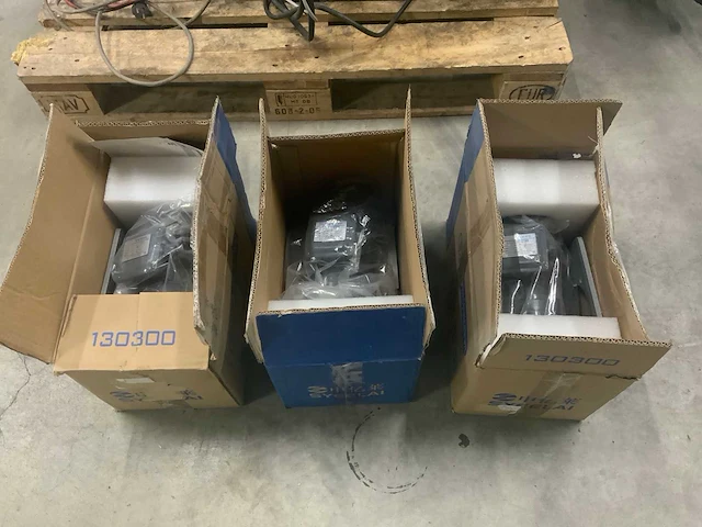 2018 syeelai bld09-17-075 0,75kw elektromotor “ongebruikt” (3x) - afbeelding 3 van  10
