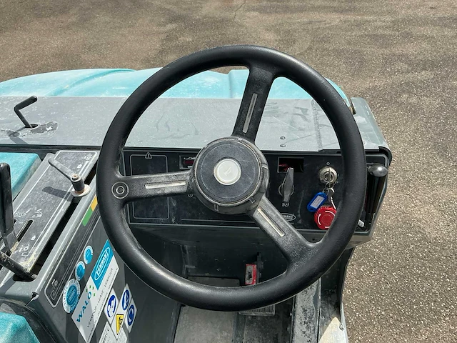 2018 tennant s20 zelfrijdende veegmachine - afbeelding 6 van  23