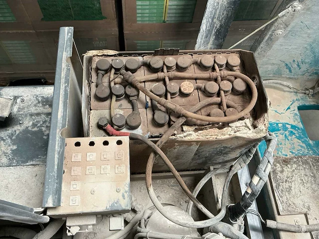 2018 tennant s20 zelfrijdende veegmachine - afbeelding 16 van  23