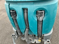 2018 tennant t17 zelfrijdende schrobmachine - afbeelding 2 van  32