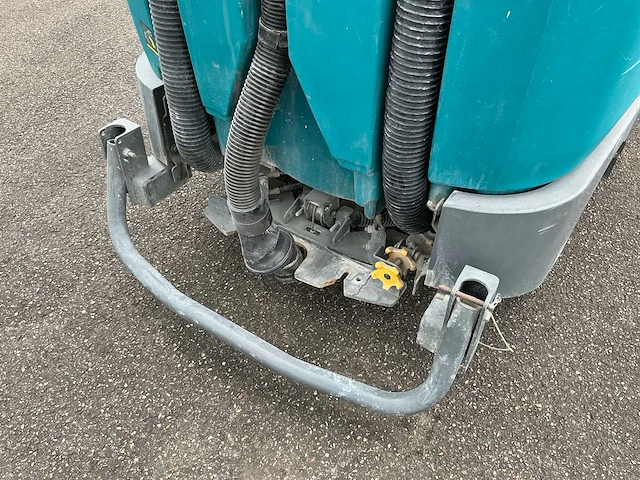 2018 tennant t17 zelfrijdende schrobmachine - afbeelding 32 van  32