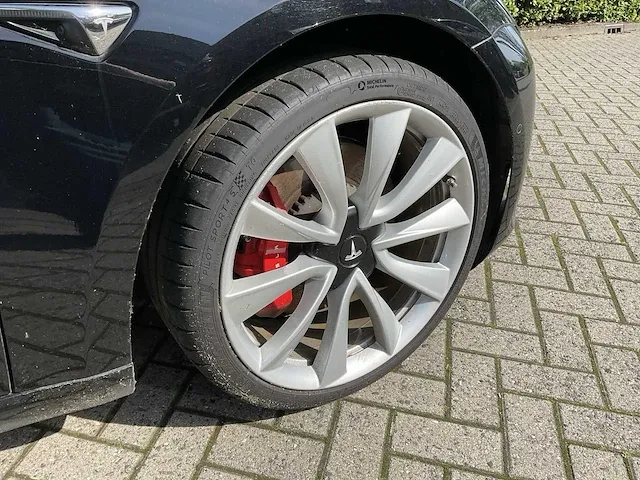 2018 tesla model 3 personenauto - afbeelding 2 van  32