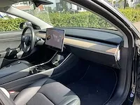 2018 tesla model 3 personenauto - afbeelding 10 van  32
