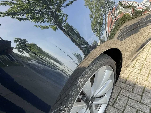 2018 tesla model 3 personenauto - afbeelding 17 van  32