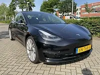 2018 tesla model 3 personenauto - afbeelding 12 van  32