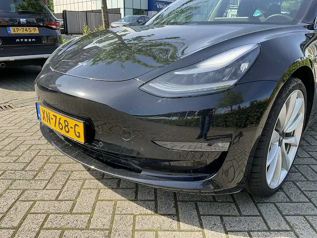 2018 tesla model 3 personenauto - afbeelding 28 van  32