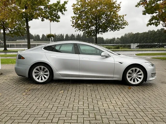 2018 tesla model s model s 100d personenauto - afbeelding 30 van  33